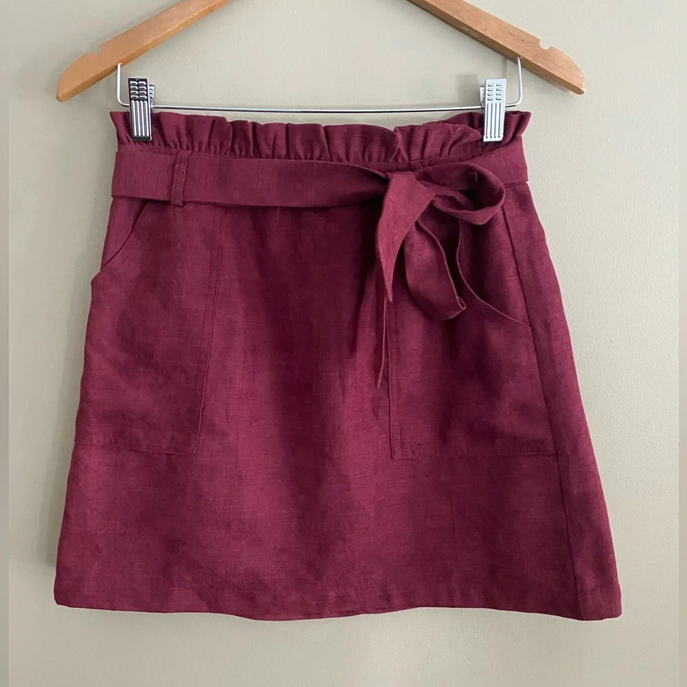 Main Strip: Maroon Skirt With Tie and Zipper